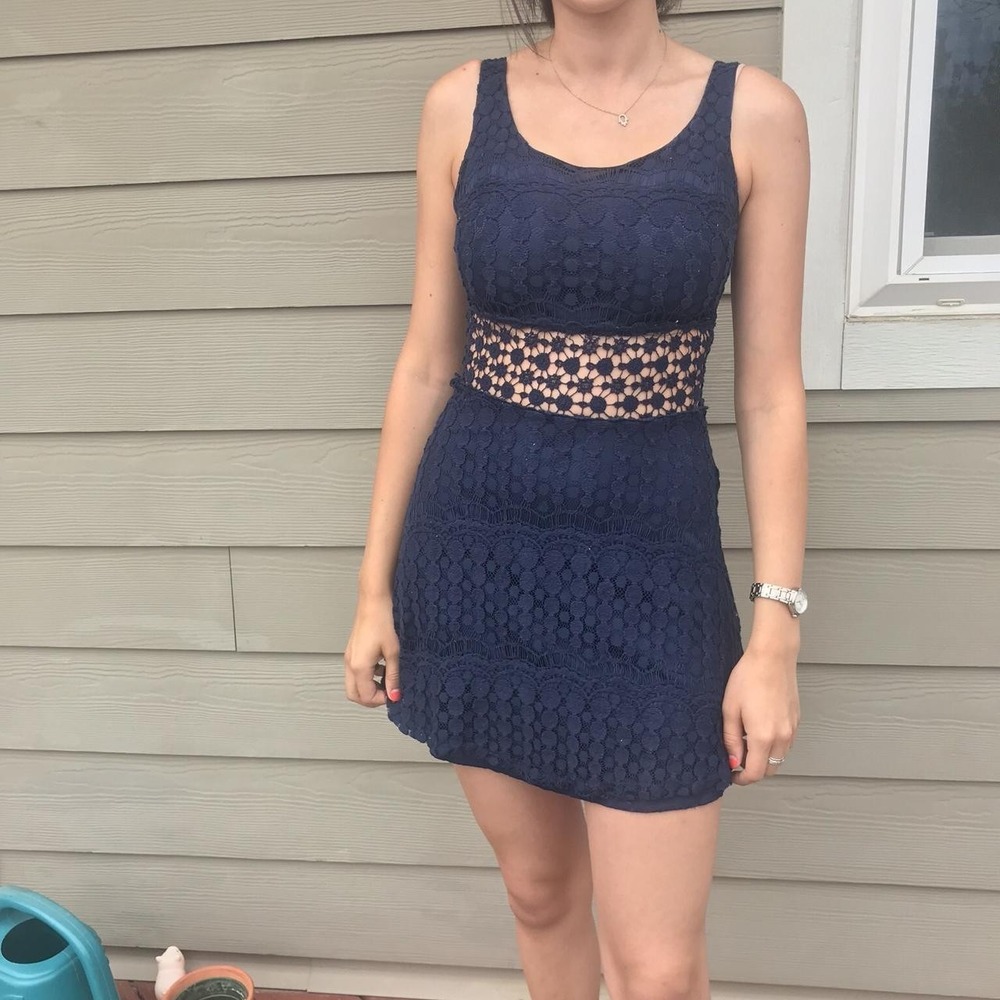 Navy Blue Dress Size 7 Lace Mid‎ Drift Cutout